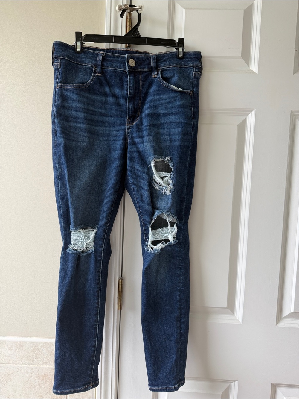American Eagle Outfitters Dark Blue Ripped Skinny Jeans